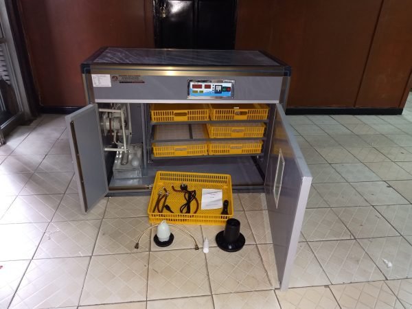 528 full hatcher incubator - Copy 528 full hatcher incubator - Copy